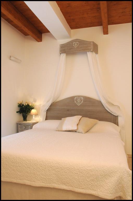 B&B Al Vecchio Borgo บาร์เลตตา ห้อง รูปภาพ