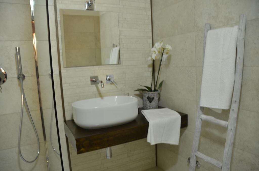 B&B Al Vecchio Borgo บาร์เลตตา ห้อง รูปภาพ