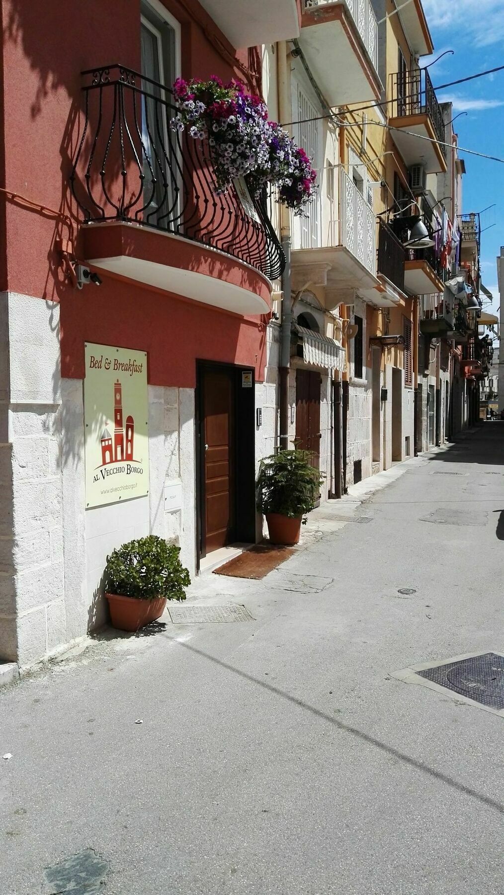 B&B Al Vecchio Borgo บาร์เลตตา ภายนอก รูปภาพ